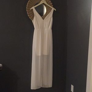 White maxi dress